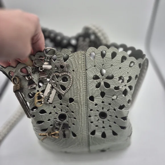 Marc Jacobs Wingman Embellished Tote - Picture 4 of 12